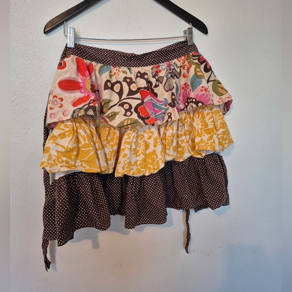 Pier 1 Other - 100% Cotton Tiered Apron Fun Patterns By Pier 1 Imports